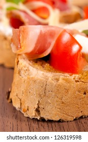 Selective focus on the ham