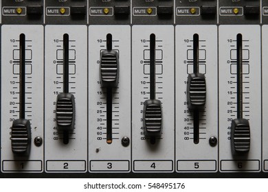 Selective focus on Volume control of mixer sound machine.