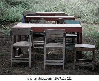 selective focus of table and chairs in the backyard