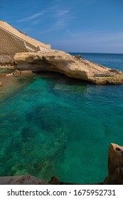 Selective Focus. Tigne Point Beach (Tigné Point Beach) In Sliema, Malta