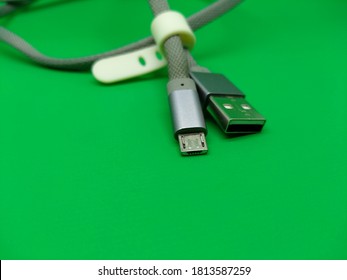 Selective focus type c connection socket to connect to a cellphone
