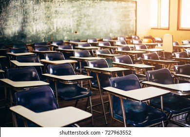 Salle De Classe Images Photos Et Images Vectorielles De Stock Shutterstock