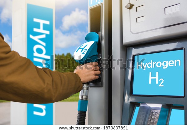 Self service hydrogen\
filling station