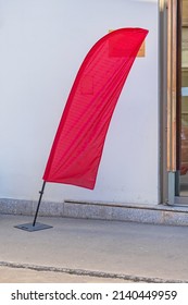 Self Standing Advertising Tear Drop Red Flag Pole