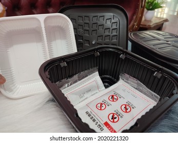 Self-heating Food Packaging Is active Packaging With The Ability To Heat Food Contents Without External Heat Sources Or Power. Packets Typically Use An Exothermic Chemical Reaction. 