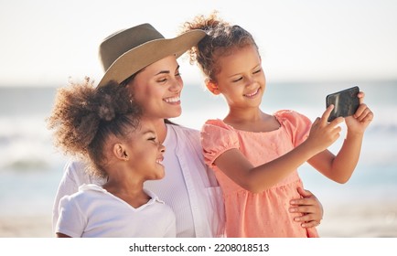 Selfie, Beach And Mom With Kids On Family Vacation, Summer Travel And Relaxing Fun In Colombia. Happy Mothers Day, Smile Girl Children And Taking Photo On Phone For Love, Sunshine Holiday And Freedom