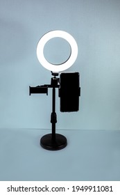 Selfie LED Light With Ring And Phone Holder. Table Lamp For Selfie Photos And Videos. Lighting For Selfies, Photos And Videos 