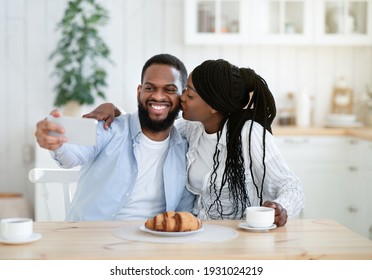 333,075 Happy black couple Images, Stock Photos & Vectors | Shutterstock