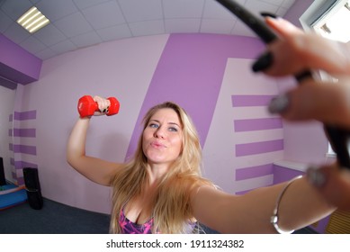 Selfie Young Blonde Blogger Girl Zumba Trainer Wears Black Mask During Pandemic Leads Training Sessions In Porter Club