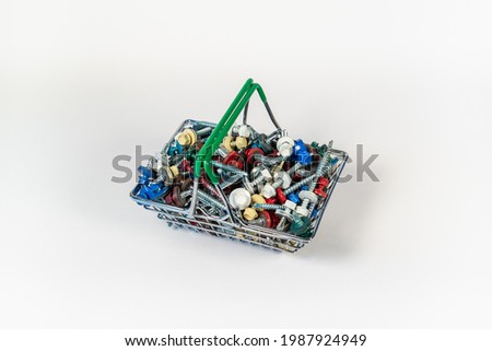 Self-tapping screws in the basket, in the store.