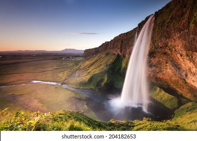Seljalandsfoss Waterfall in South Iceland. / Seljalandsfoss Waterfall 