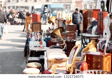 Selling antique goods on a flee market 