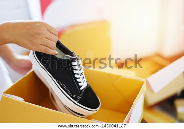 service shoes online shopping