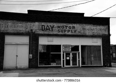 Selma, Alabama USA- October 21, 2017: Building In Downtown Selma Alabama, The Scene Of A Civil Rights Movement And Beginning Of The Selma To Montgomery Voting Rights Trail.