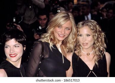 Selma Blair, Cameron Diaz, Christina Applegate At Premiere Of THE SWEETEST THING, NY 4/8/2002