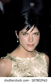 Selma Blair, Wearing Behnaz Sarafpour, At Metropolitan Museum Of Art Goddess Gala, NY 4/28/2003