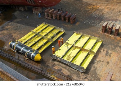 Sembawang, Singapore - Mar 2 2013: Massive Deflectors Also Called Barovanes At The Bottom Of Dry Dock. Deflectors Are Used In Marine Seismic Survey To Keep Towed Cables Apart From Each Other.