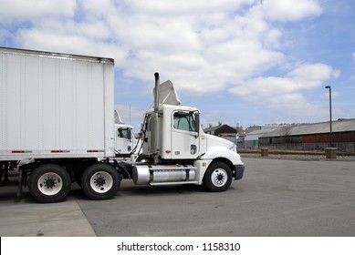 Semi 4, side view