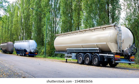 Semi-trailers Of Bulk Tank . Truck Big Cistern . Modern Semi-trailers For Freight Transport . Dry Cargo 