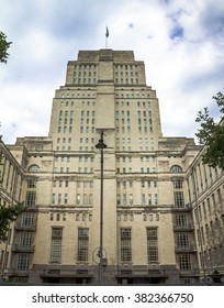 The Senate House Library In London, England