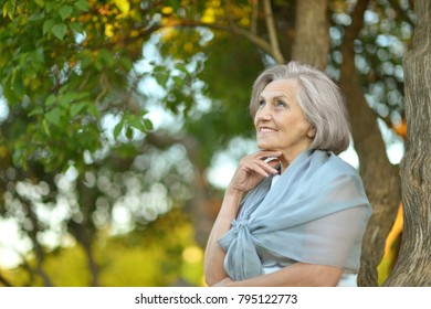 69,493 Older women outdoors Images, Stock Photos & Vectors | Shutterstock