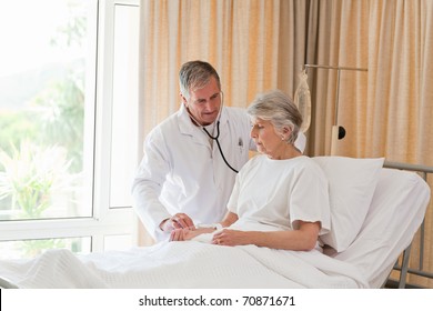 5,367 Hospital room heartbeat Images, Stock Photos & Vectors | Shutterstock