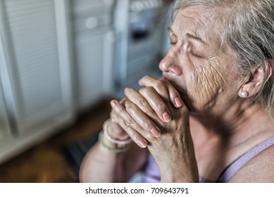 Close Senior Woman Embracing Her Husband Stock Photo 1231614109 ...