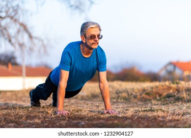 14,804 Old people doing sport Images, Stock Photos & Vectors | Shutterstock