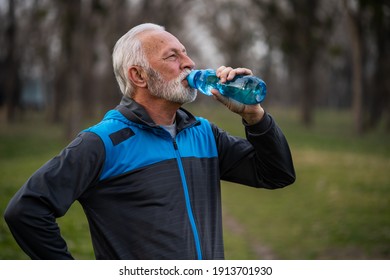 8,828 Old man drinking water Images, Stock Photos & Vectors | Shutterstock