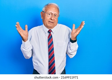 1,491 Senior Man Shrugging Stock Photos, Images & Photography ...