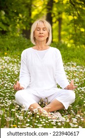 5,079 Yoga older women Images, Stock Photos & Vectors | Shutterstock