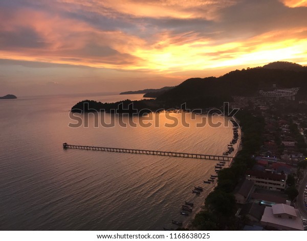 Senja Nan Merah Stock Photo Edit Now 1168638025