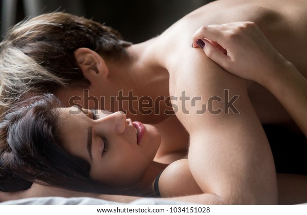 Amateur Couple First Sex Tape