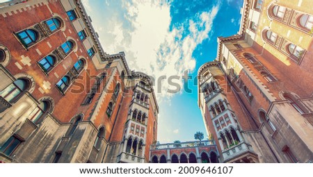 Sent Antuan Kilisesi. View of Nave of the Saint Anthony of Padua (St. Antoine Church). It is the largest Roman catholic cathedral in Istanbul. Beyoglu district.