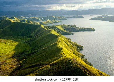 725 Lake Sentani Images, Stock Photos & Vectors 