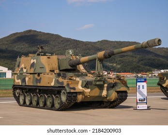 Seongnam, South Korea- Oct.15.2019: South Korean K9 Thunder 155mm Self-propelled Howitzer In ADEX 2019 Exibition DIGITAL CAMERA