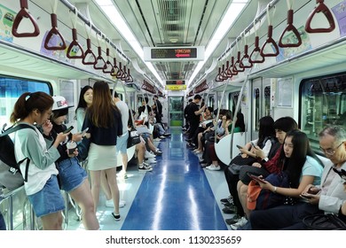 Seoul South Korea 20passengers On Train Stock Photo 1130235659 ...