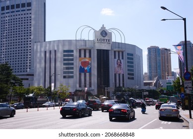 Seoul, South Korea - 22 Sep 2020
Lotte Department Store, Located Near The Lotte World Mall In The Center Of Seoul.