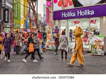 Seoul, South Korea - March 14, 2016: Korean Young People In Myeongdong Open Street Market In Seoul, South Korea