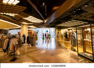 Seoul, South Korea - March, 2019: Inside Of Lotte World Mall, The Largest Luxurious Department Store In Korea.