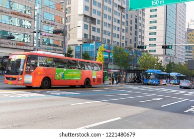 University Bus Stock Photos Images Photography Shutterstock