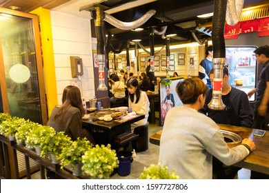 SEOUL SOUTH, KOREA - OCTOBER 23, 2018 : A Restaurant Korean BBQ In Hongdae(Hongik University) Shopping Street. Hongdae Is A Shopping Cultural Street For Young People In Seoul.