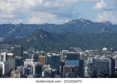 Seoul, South Korea - October 7 2022: A Scenic View Of Seoul, South Korea.