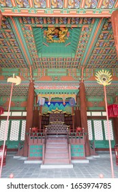 SEOUL, SOUTH KOREA, SEPTEMBER 17, 2019:  Joseon Dynasty King's Throne At Gyeonghui Palace