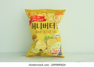 3,972 Korean snack bar Images, Stock Photos & Vectors | Shutterstock