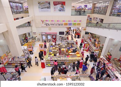 Seoul/Korea - November 18, 2010 : Large Mart