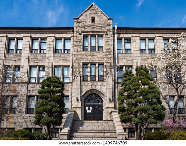 Seoulkoreamarch 23 Ewha Womans University Facade Stock Photo Edit