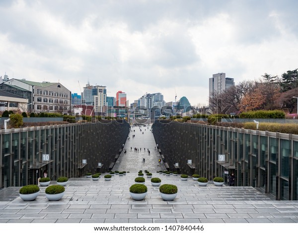 Seoulkoreamarch 23 People Walk Ewha Womans Stock Photo Edit Now