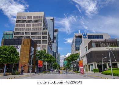 Sep 18,2016 High Fort Bonifacio High Street , Manila Philippines