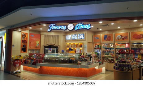 Sepang / Malaysia - December 11 2018: Famous Amos Shop In KLIA2. Famous Amos Is A Brand Of Cookies Founded In Los Angeles In 1975 By Wally Amos.